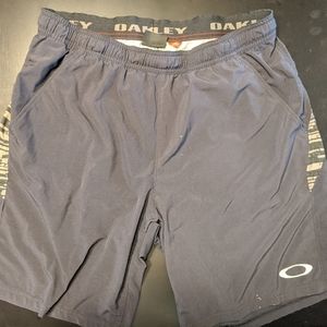Oakley Hydrolix Athletic Shorts (L)